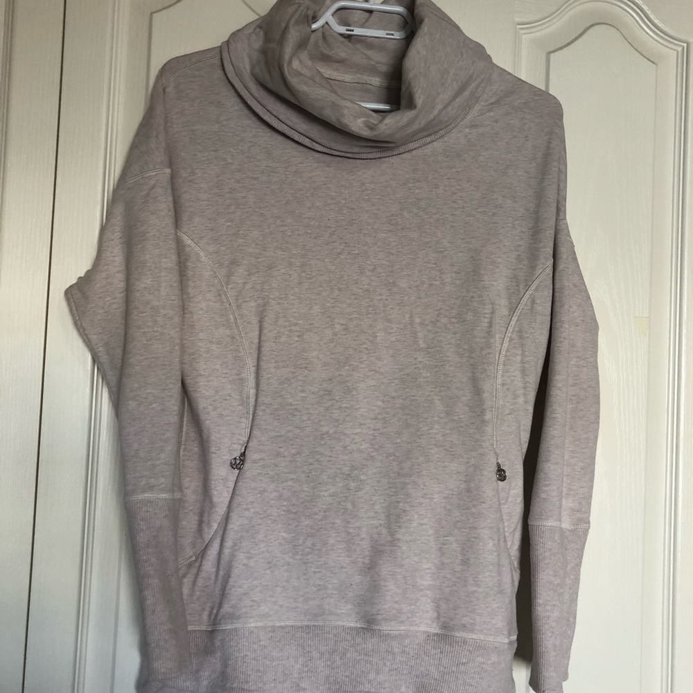 Lulu Turtleneck Pullover